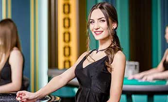 Hỗ trợ khách hàng 24/7 abc8